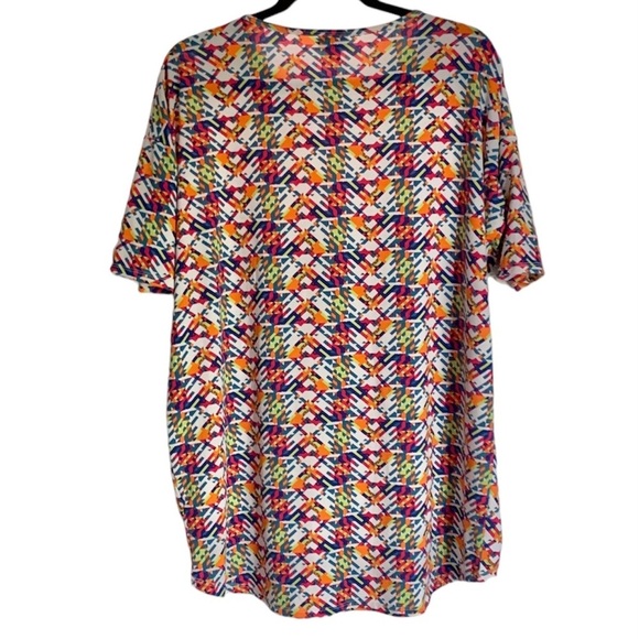 Lularoe Geometric Hi-Low Dolman Stretch Top - Picture 5 of 7